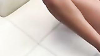 La pornostar sarda Martina Smeraldi si masturba