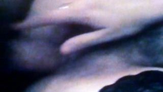 Sborrata in figa da uno sconosciuto in un club privé