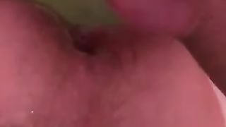 Doccia di sborra sul buco aperto