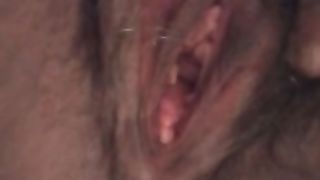 Mia moglie si tocca pensando ad un grosso cazzo