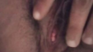 Mia moglie si tocca pensando ad un grosso cazzo