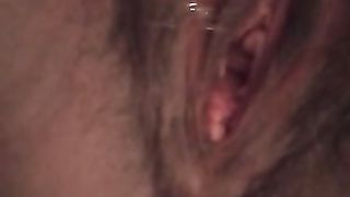 Anteprima del video: Mia moglie si tocca pensando ad un grosso cazzo