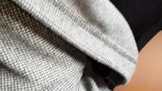 Moglie esibizionista alla guida dell'auto