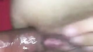 Pecorina con una troia da night club