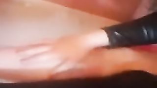 La padrona CERCA SCHIAVI da sottomettere !