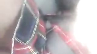 Padrona in viaggio per i suoi schiavi