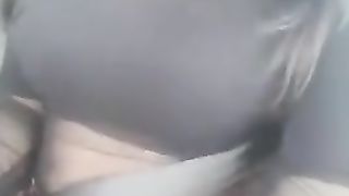 Padrona in viaggio per i suoi schiavi