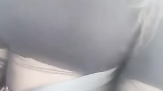 Padrona in viaggio per i suoi schiavi