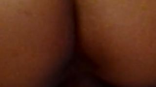 Bruna cavalca nuda un bel pisellone