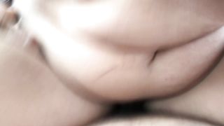 Tettona italiana scopa in auto