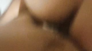 Scopata con le mani legate