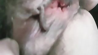 Mi scopo in auto la mia coinquilina