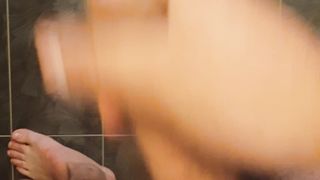 Ecco il mio cazzo prima di una masturbata pomeridiana!