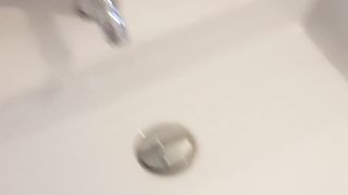 Ecco il mio cazzo prima di una masturbata pomeridiana!