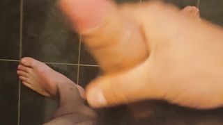 Ecco il mio cazzo prima di una masturbata pomeridiana!