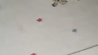 Si tocca la sua figona