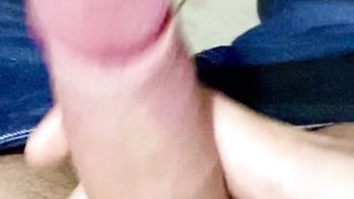 Serata di pioggia, mi consolo con una bella sega!