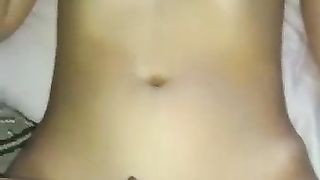 Coppia di teen lesbiche asiatiche