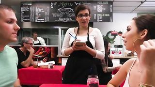 Scopata nel fastfood