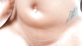 Scopata casalinga di fighetta bruna