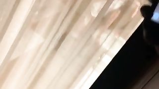 Giovane coppia italiana viene spiata e ripresa col cell