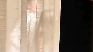 Anteprima del video: Giovane coppia italiana viene spiata e ripresa col cell