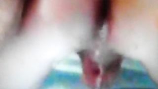 Un' abbondante sborrata per la trav