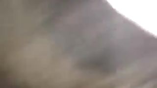 Spettacolare bocchino in auto