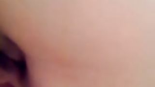 Il mio capo offre mia moglie ai suoi amici