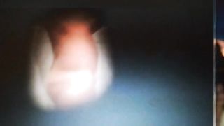 Mia cognata spiata mentre si fa la doccia