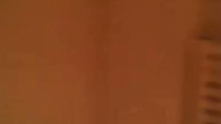 Nudo in bagno prima di scopare