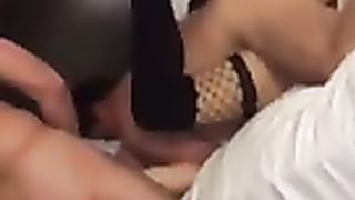 Anteprima del video: Orgia in hotel con mia moglie