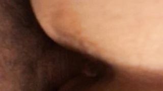 Il mio cazzo scivola dentro la sua vagina