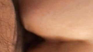 Il mio cazzo scivola dentro la sua vagina