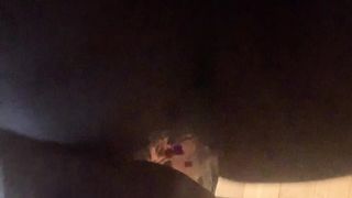 Greta trav si sollazza in attesa di appuntamenti