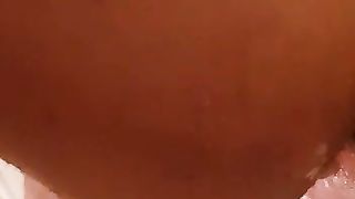 Una sborrata tra le chiappe