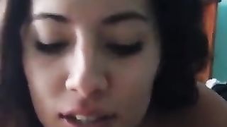 Questa bellissima il cazzo non lo succhia,  lo divora!