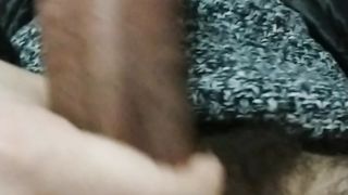 Bull atletico dal cazzo grosso per coppie cuckold