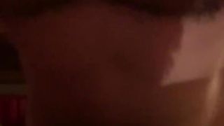 Mi faccio scopare da un attivo superdotato, virile e peloso