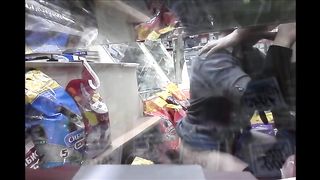 скрытая камера = telecamera nascosta