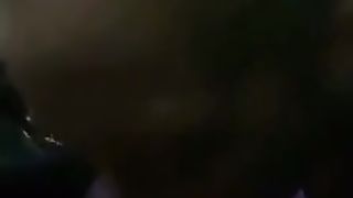 Bella bionda mi fa un pompino da urlo in auto