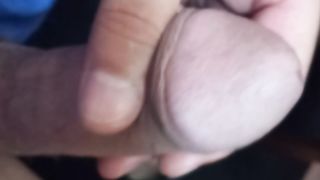 Sono solo e mi tocco il cazzo