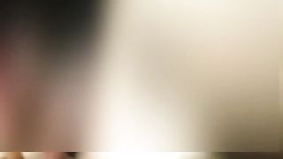 Vanessa ama succhiare un bel cazzo