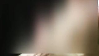 Vanessa ama succhiare un bel cazzo