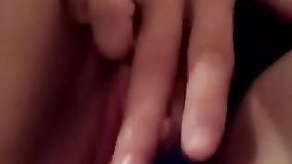 Quando ha voglia...ha voglia di cazzi grossi!