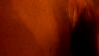 Si scopa figa e culo da sola