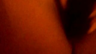 Si scopa figa e culo da sola