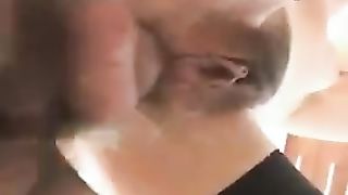 Maialona italiana lo vuole dentro il culo (Dialogato)