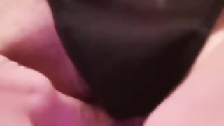 Schizzetta Figa di una casalinga puttana squirta