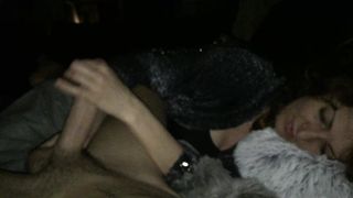 Anteprima del video: La notte lei mi sega e mi fa sborrare